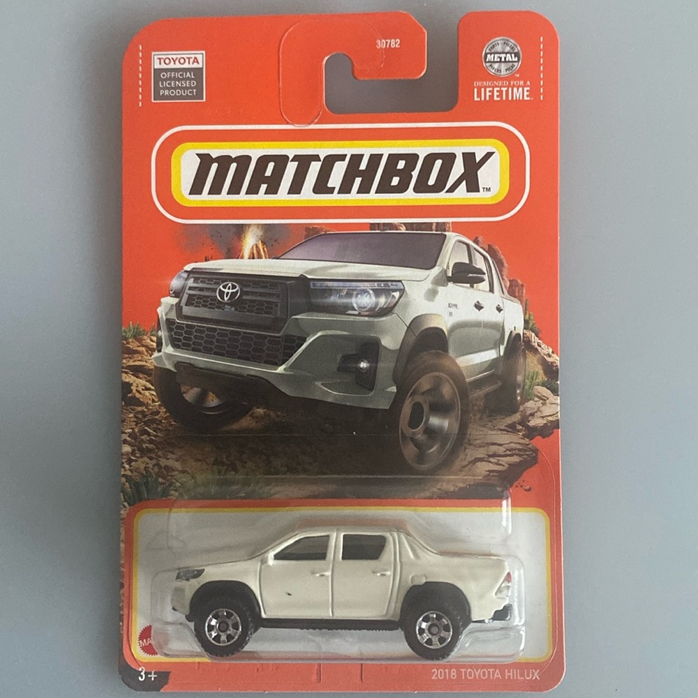 Matchbox 2018 Toyota Hilux 70 Years 94/100